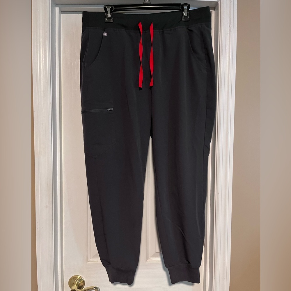 FIGS joggers scrub pant